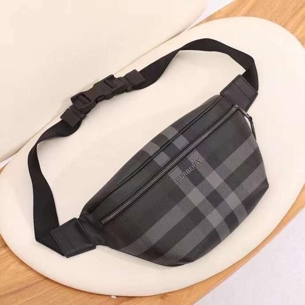 버** 체크 벨트백