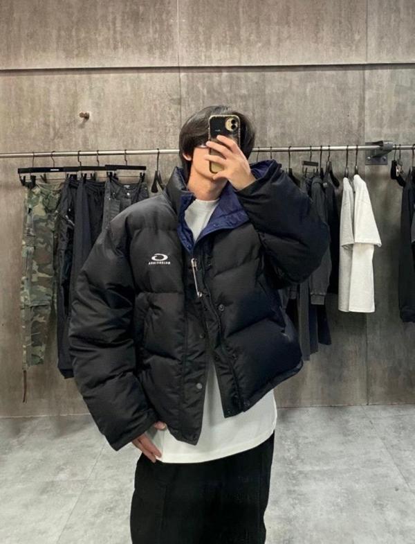 발**** 25 스포츠 아이콘 클립 리버서블 패딩  수입