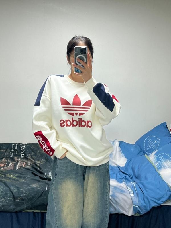 아*** 배색 소매자수 맨투맨 (두툼)