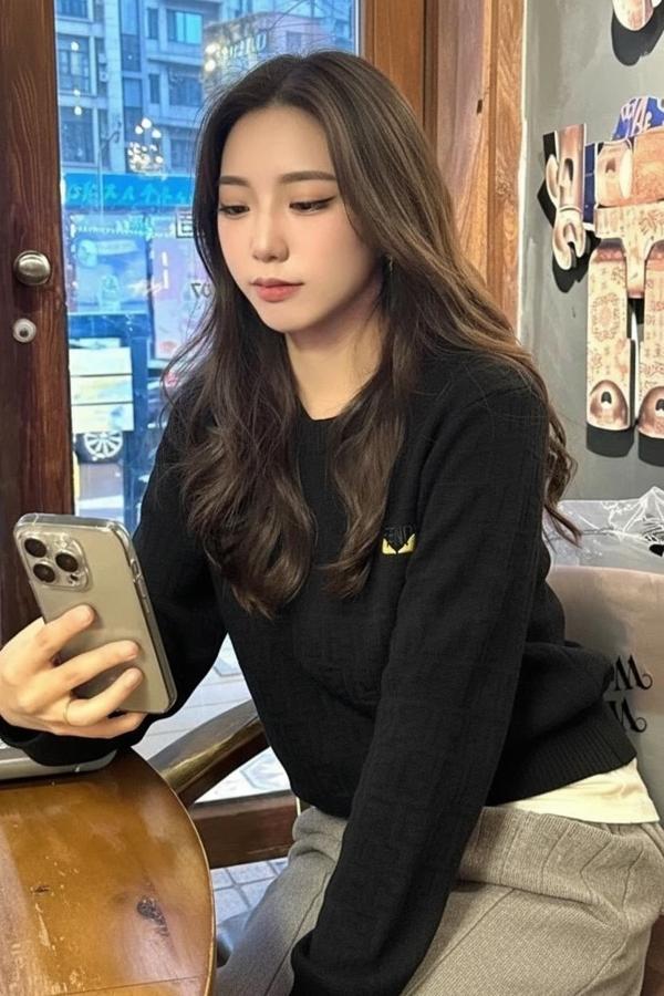 펜* 로고 보풀 자카드 라운드 니트수입최고급(남녀공용)