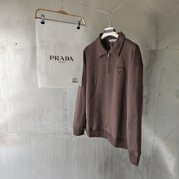 프** 트라이앵글 패치 스웨이트셔츠