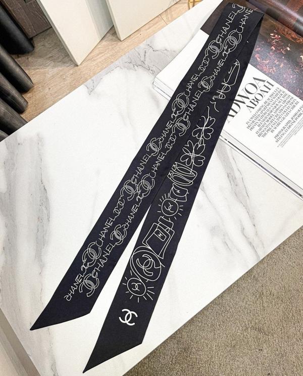 샤* 그래피티 트윌리 방도 스카프