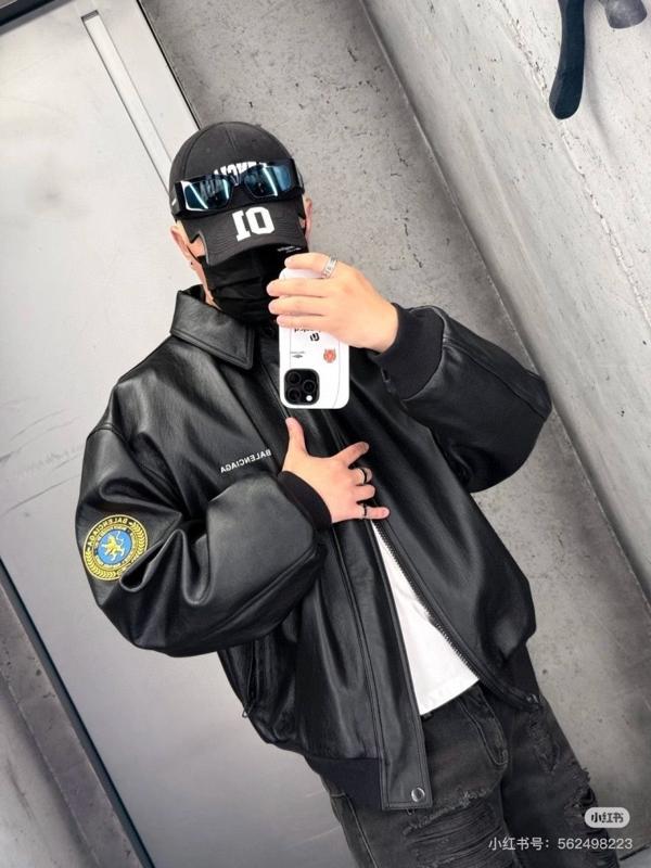 발**** 패치 에코레더자켓