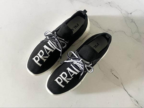 프** 니트 로고 스니커즈