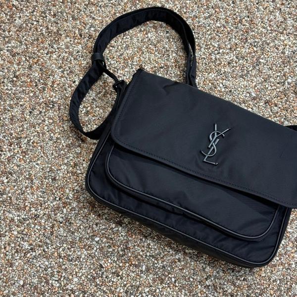 생** 니키 나일론 메신져백