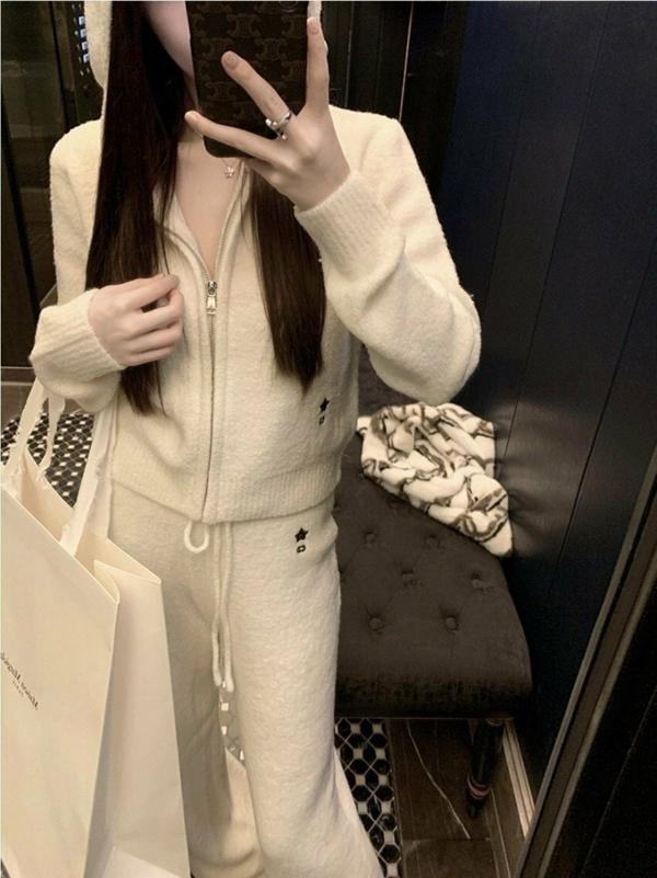 디* 별 자수 후드 니트 셋업