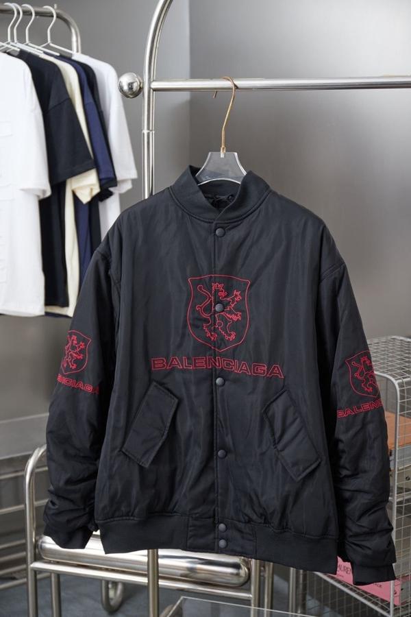 발**** M1156 라이언 크럽 셔링 봄버 자켓