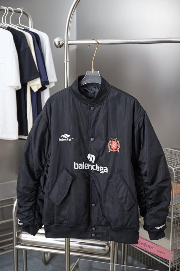 발**** M1154 사커 시리즈 셔링 봄버 자켓