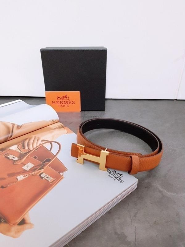 에*** 여성용 H로고 금장 벨트