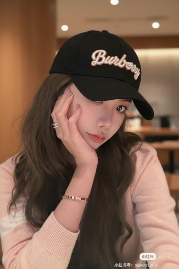 버** 로고 자수 볼캡수입