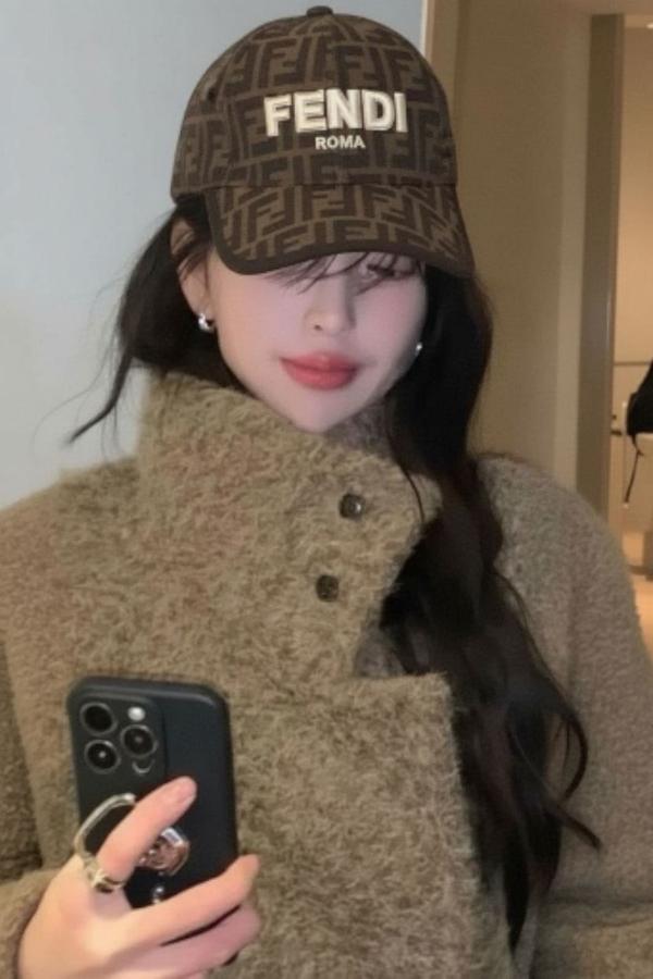 펜* FF로고 자가드 자수 볼캡 수입