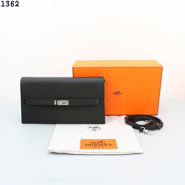 에*** 켈리 클래식 투 고 장지갑