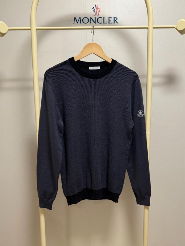 흰검패치 스트라이프 니트