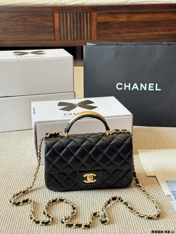 샤* 고급트랜디 CC 플랩백