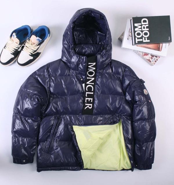 모리 로고 포포버 후드 다운 재킷