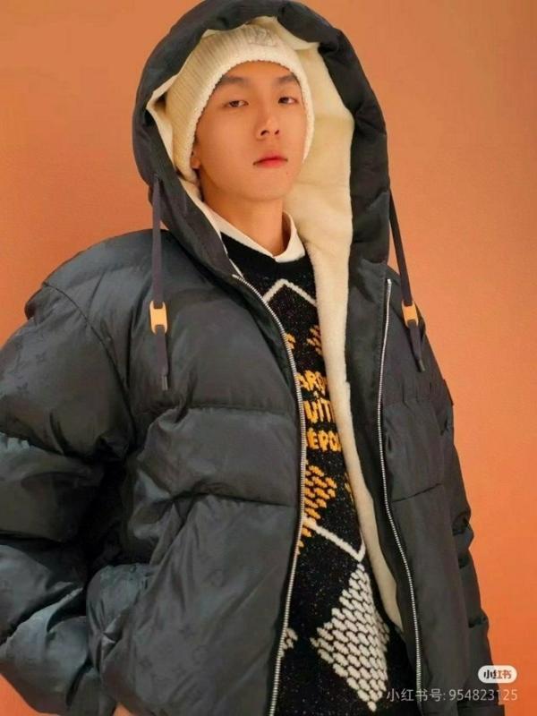 루* 모노그램 에코다운 자켓