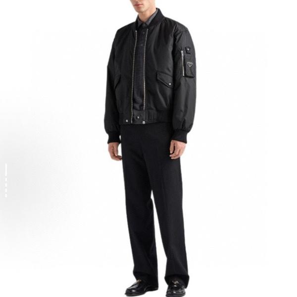 프** 트라이앵글 봄버 자켓