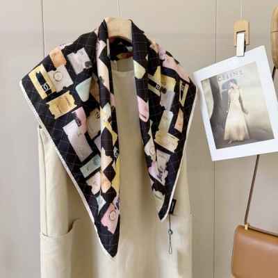 샤* 빈티지 스크래치 사각 스카프