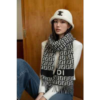 펜* FF로고 자가드 울머플러수입최고급