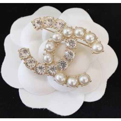 샤* CC 크리스탈 브로치