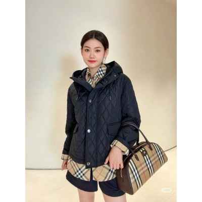 버** 누빔 후드 자켓