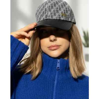 디* 로고 레터링 자가드 볼캡 수입