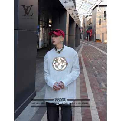 루* 패턴 빈티지 레터링 디자인 밍크양기모 티셔츠