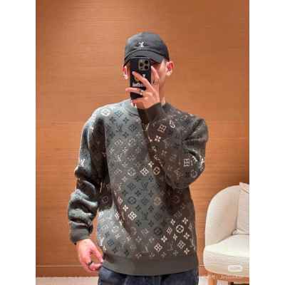 루* 모노그램 풀오버 니트 스웨터