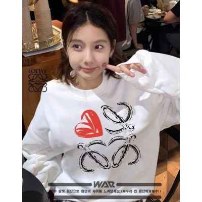 로** 하트 디자인 밍크양기모 티셔츠