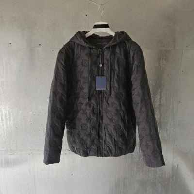 루* 모노그램 자수 퀄팅 후드자켓