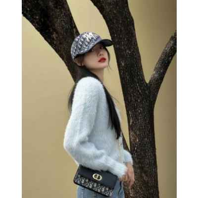 디* 오블리크 자가드 볼캡 수입